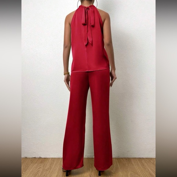 Luxe halter top and pants set - Picture 3 of 15